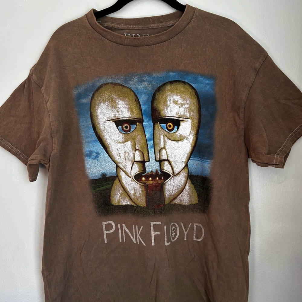 Pink Floyd Men’s Large Tee